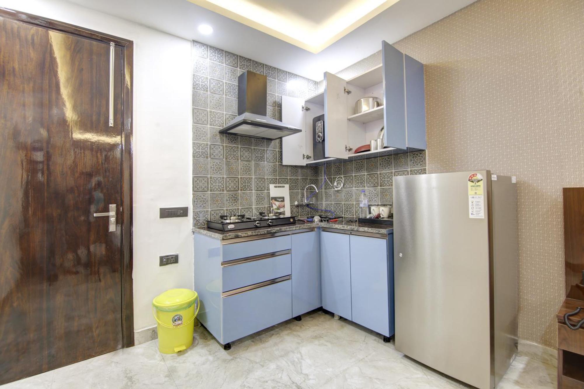 Limewood Stay - Millennium Huda City Center Гургаон Экстерьер фото